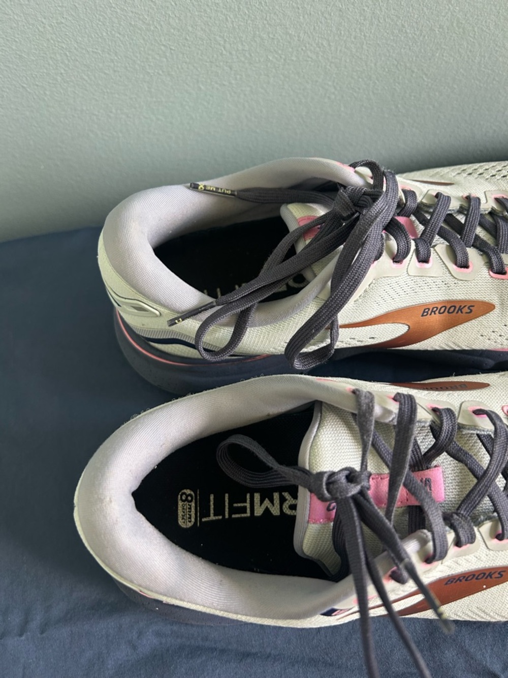 Brooks Women's Running Shoes in Light Green with Pink and Charcoal Accents - Picture 4 of 9